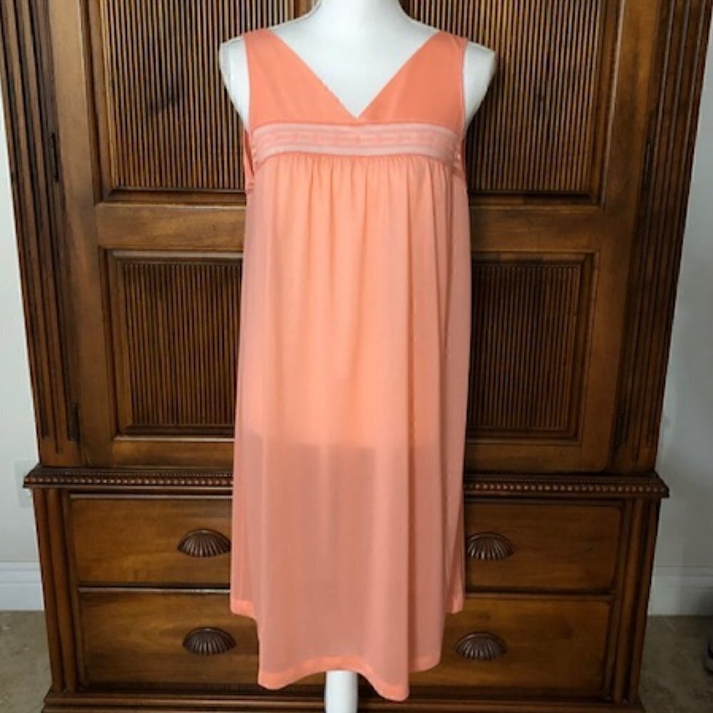 Vintage Henson Kickernick Sleeveless Short Orange Nightgown